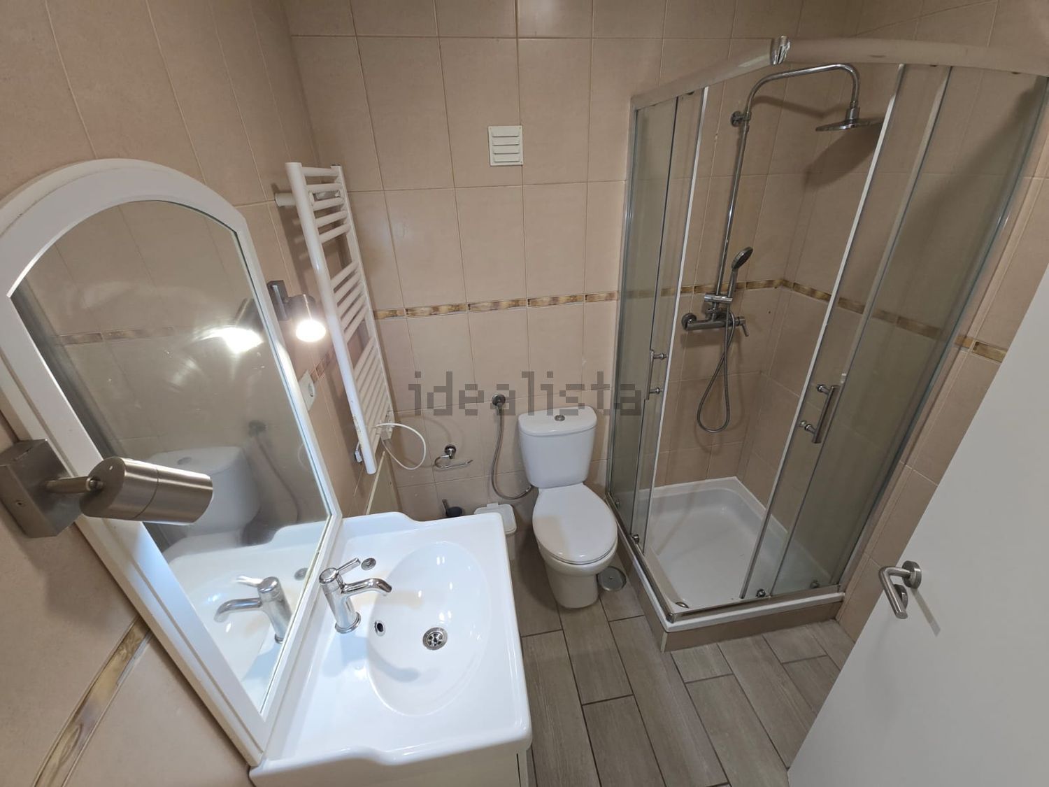 小楼房或独栋别墅出售在Rua das Artes, 2 - 卫生间