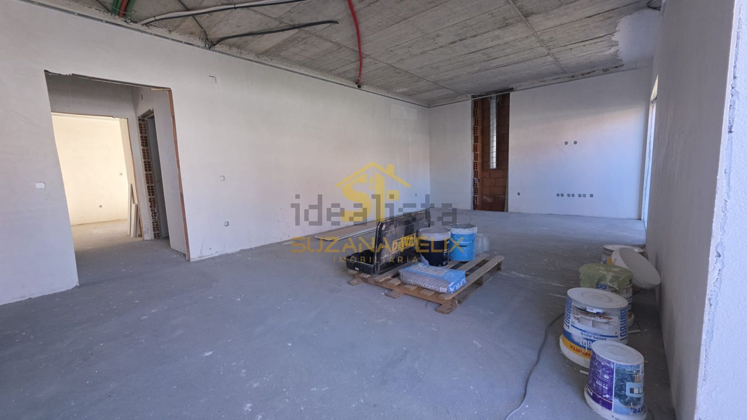 小楼房或独栋别墅出售在Castelo Branco - 照片