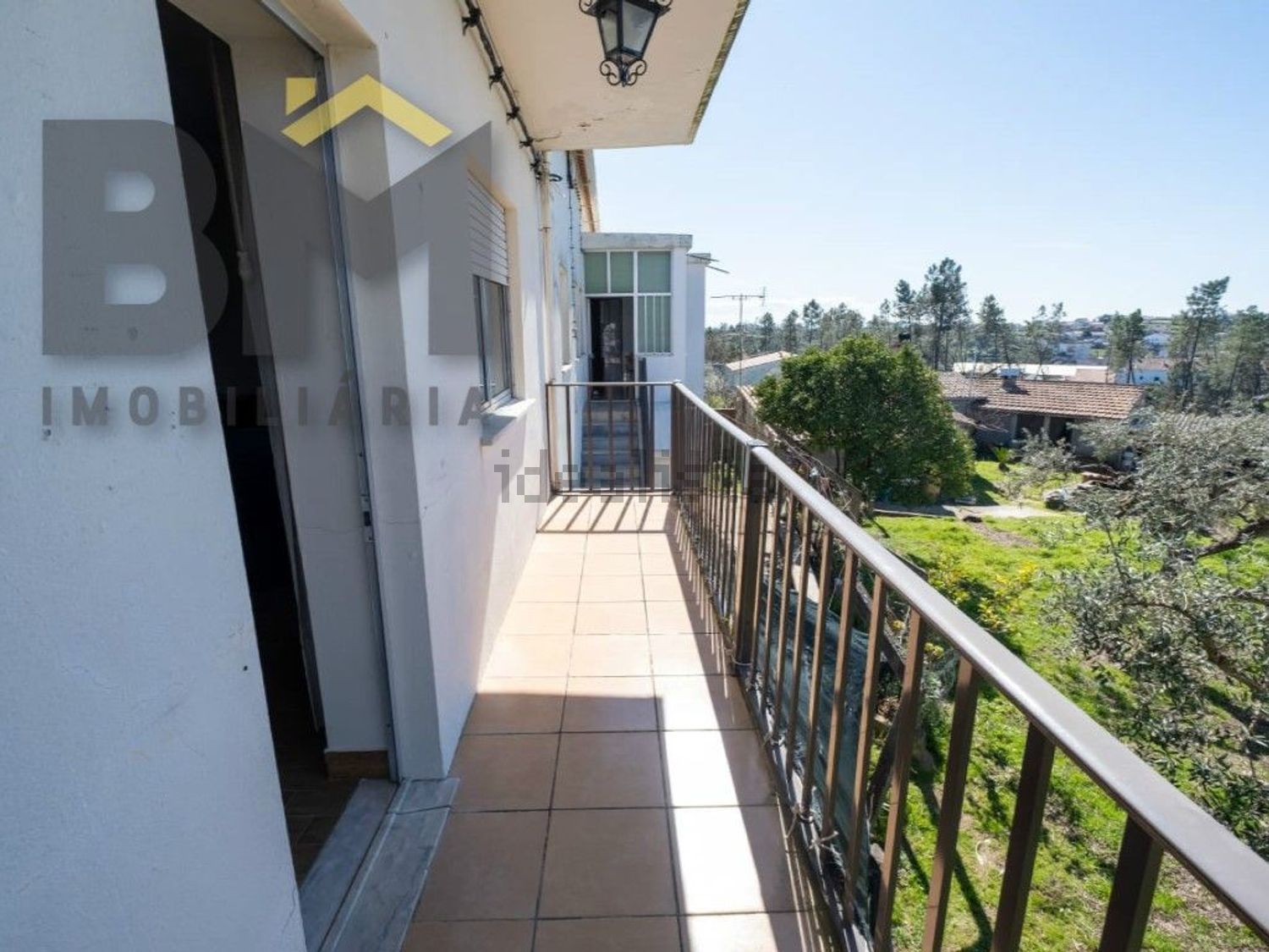 小楼房或独栋别墅出售在Cebolais de Cima e Retaxo - 阳台