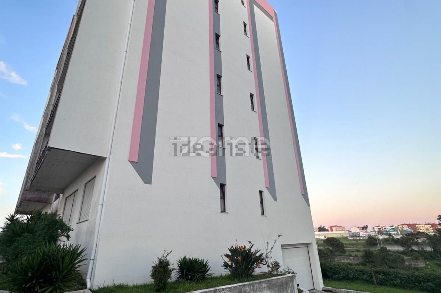 公寓 t3出售在Rua Actor Almeida Cruz, 6 - 外立面