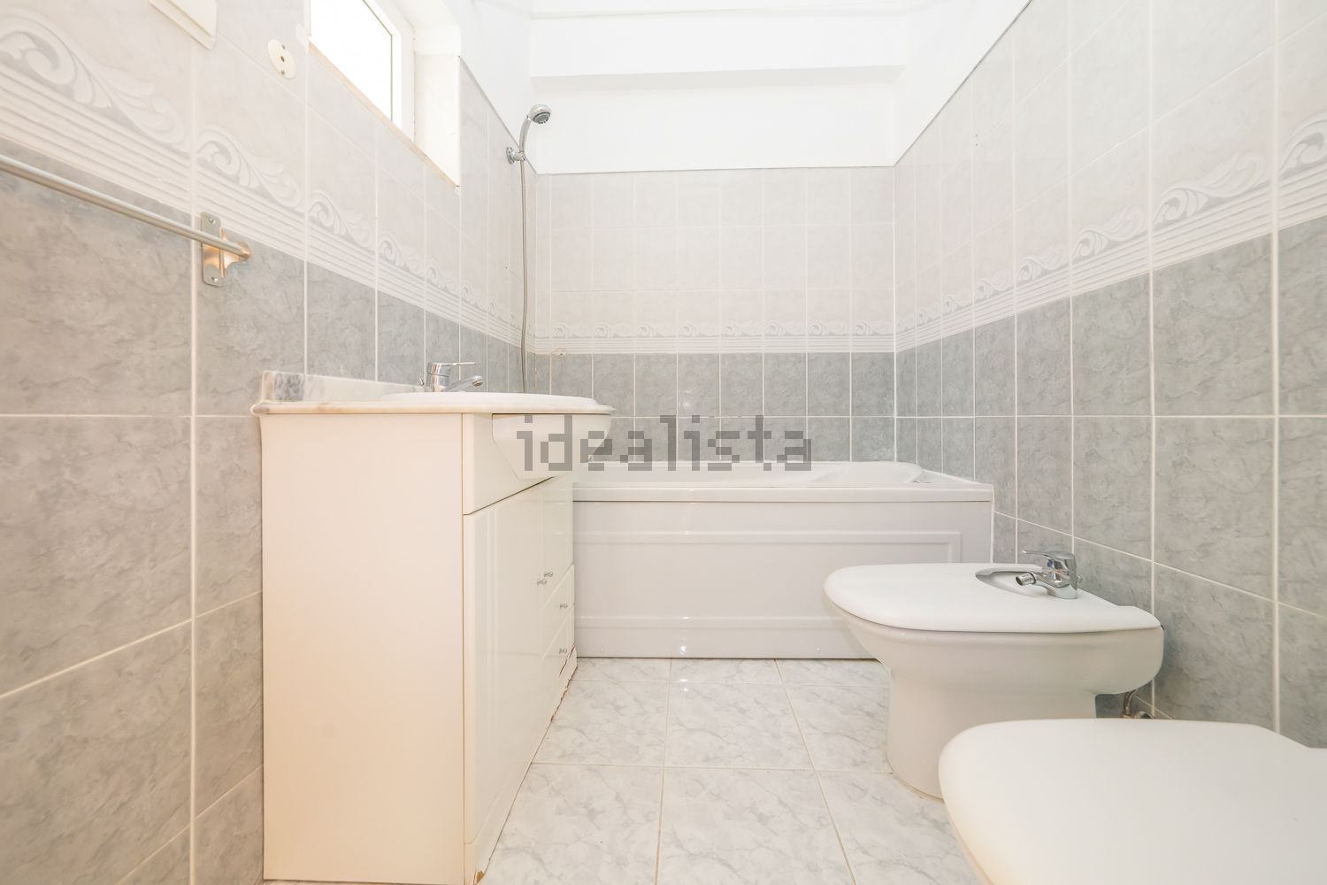 公寓 t2出售在Rua Cidade Debrecen - 卫生间