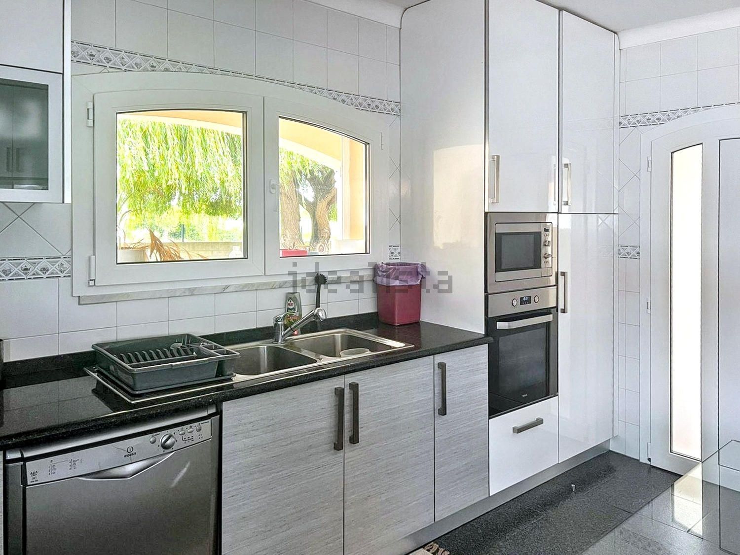 小楼房或独栋别墅出售在Rua do Cabeço - 厨房