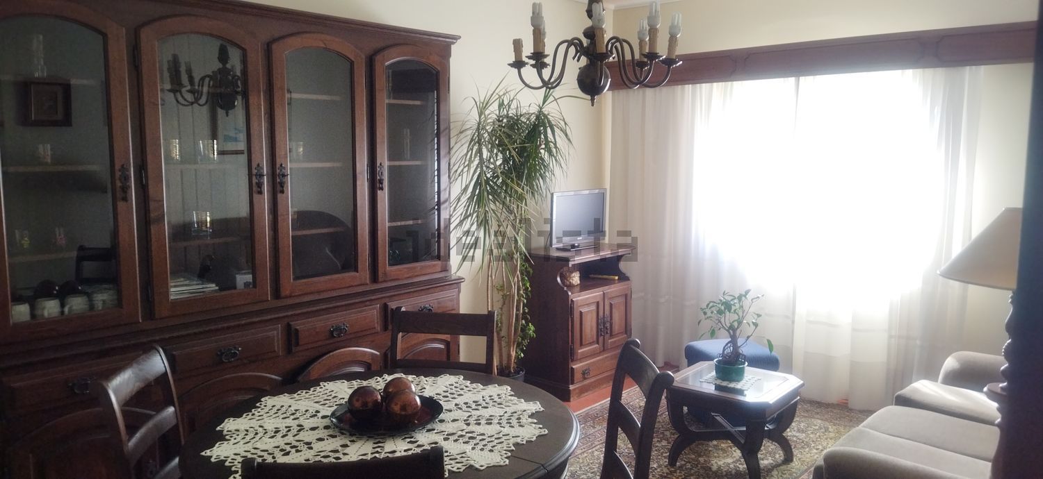 公寓 t3出售在Praceta João de Figueiredo, 24 - 餐厅