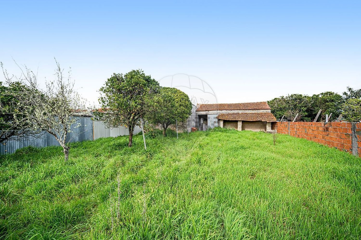 双拼别墅出售在Rua da Presa - 外立面