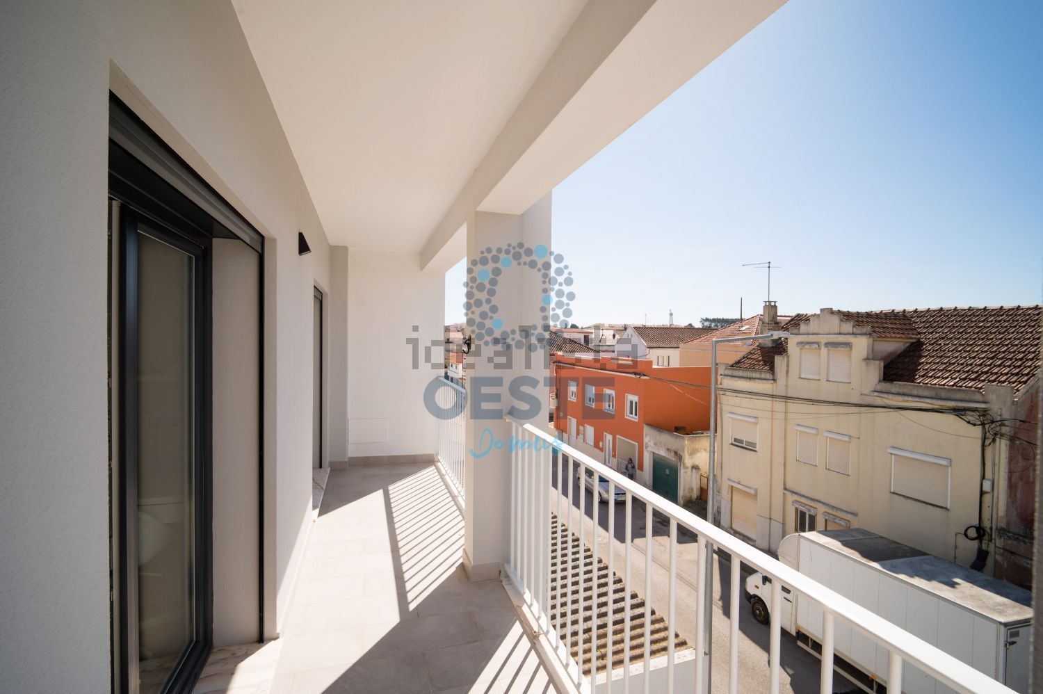 出租公寓 t2在Rua Moinho do Arneiro, 60 - 露台