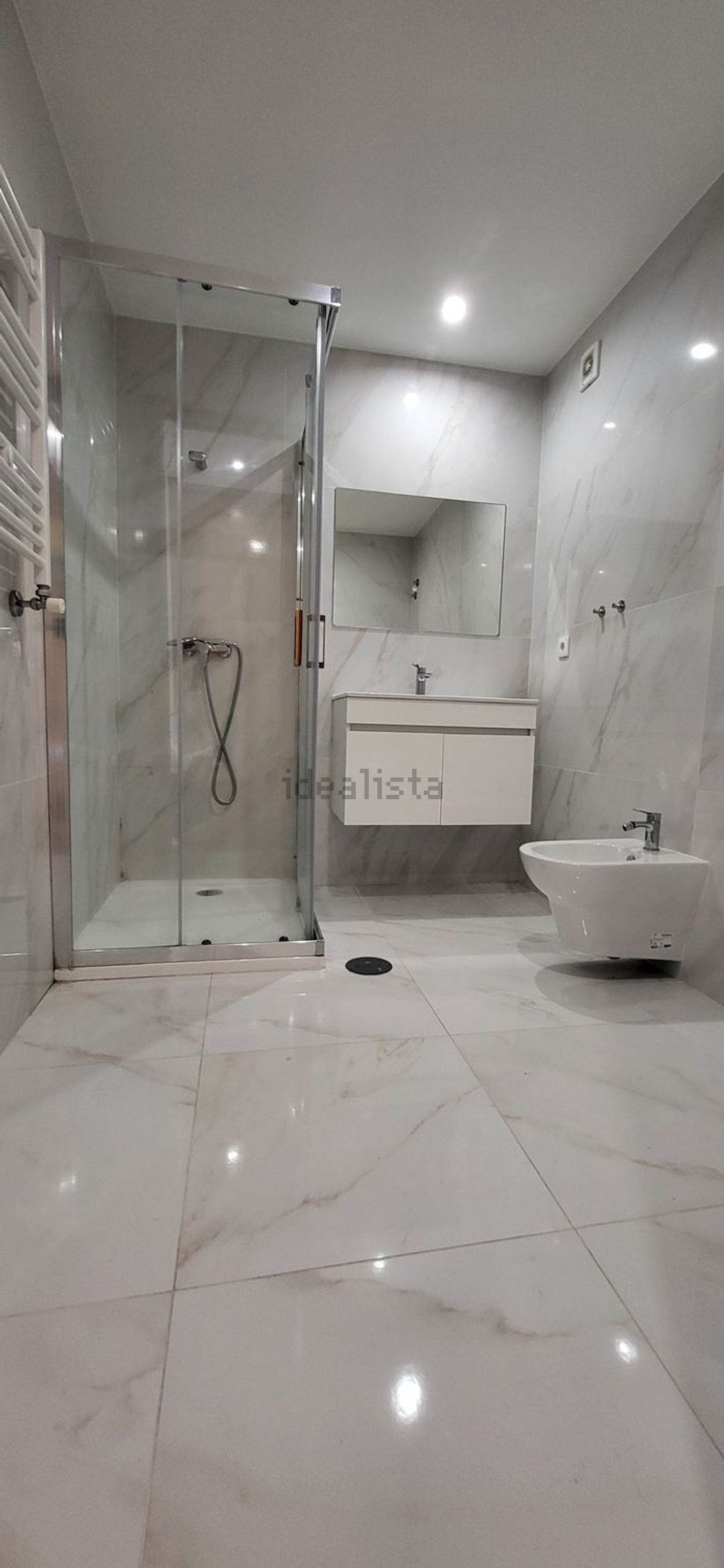 公寓 t2出售在Rua 16 - 卫生间