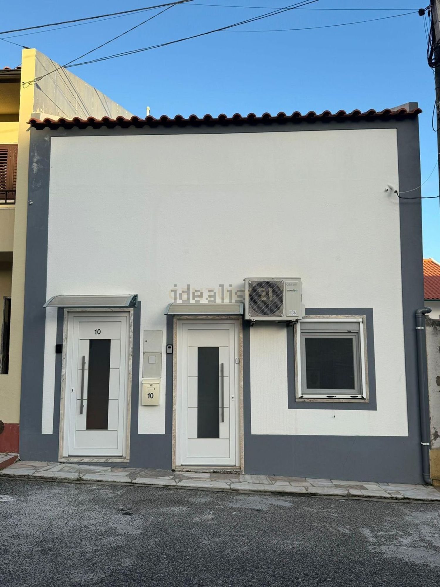 小楼房或独栋别墅出售在Rua Olivença, 10 - 视线