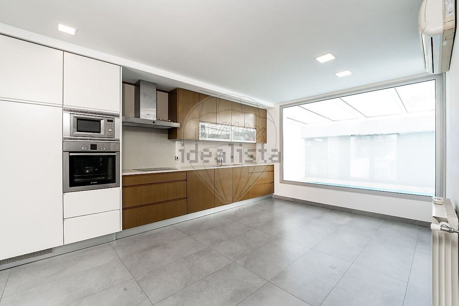 小楼房或独栋别墅出售在Estrada de Pinheiros - 厨房