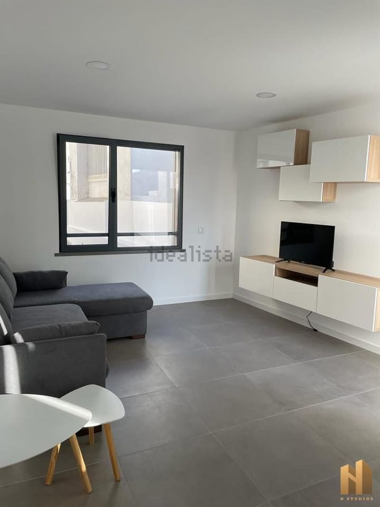 出租公寓 t2在Rua Guerra Junqueiro, 3 - 客厅