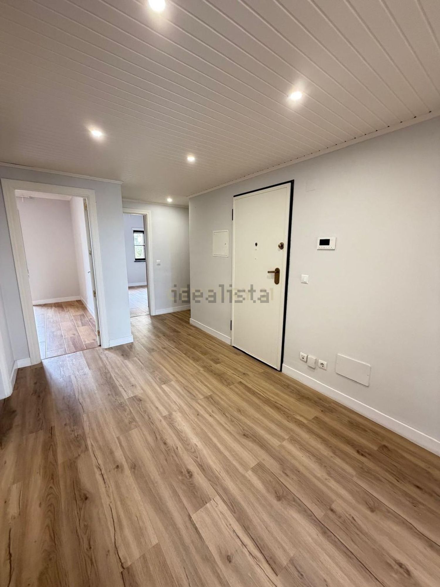 出租公寓 t3在Avenida Mestre Lima de Freitas, 25 - 居住