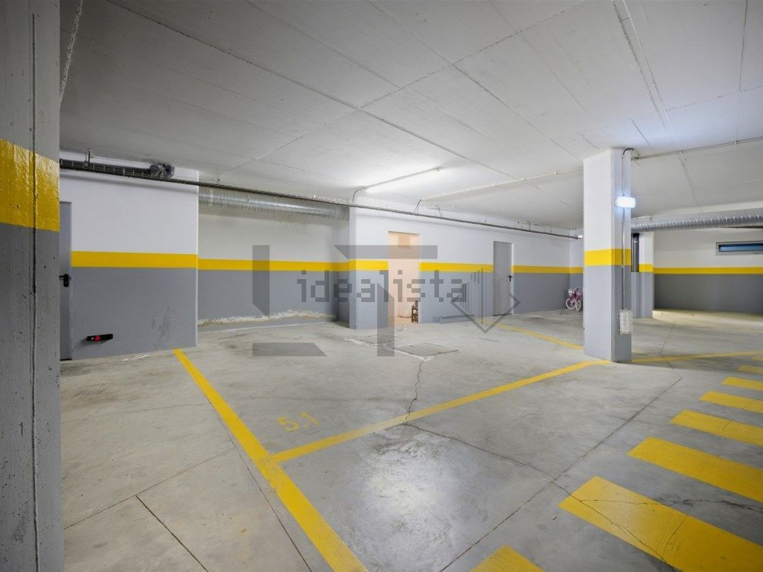 公寓 t2出售在Rua Navegador Rodrigues Soromenho - 停车位