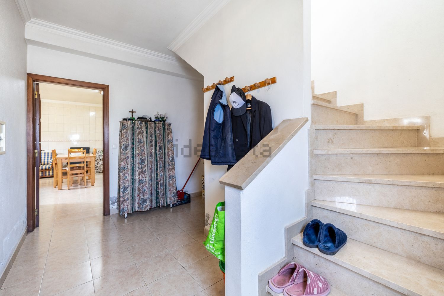 小楼房或独栋别墅出售在Rua das vinheirias 2460-352 s/n - 详情