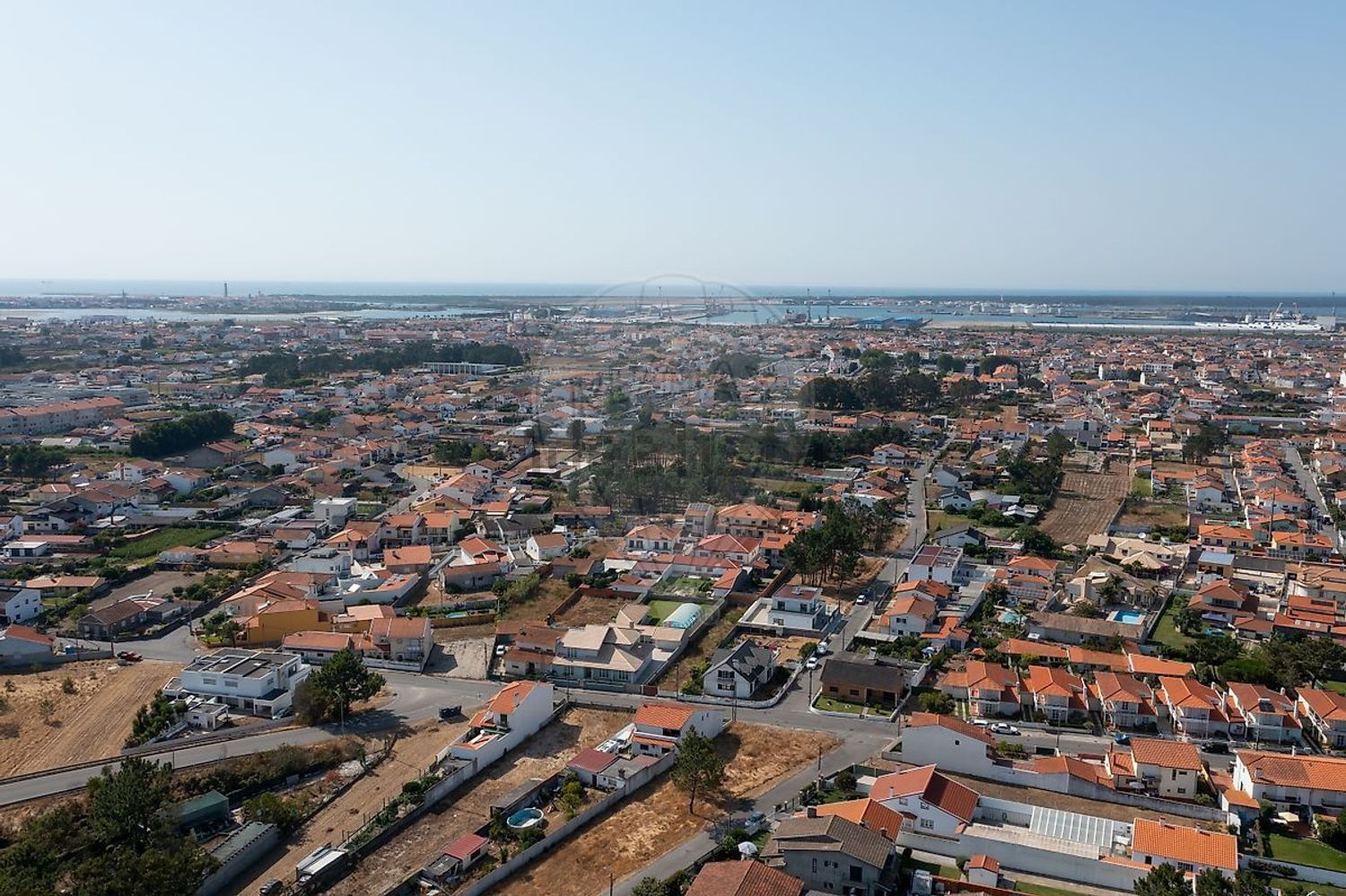 出租小楼房或独栋别墅在Rua de São Nicolau - 视线