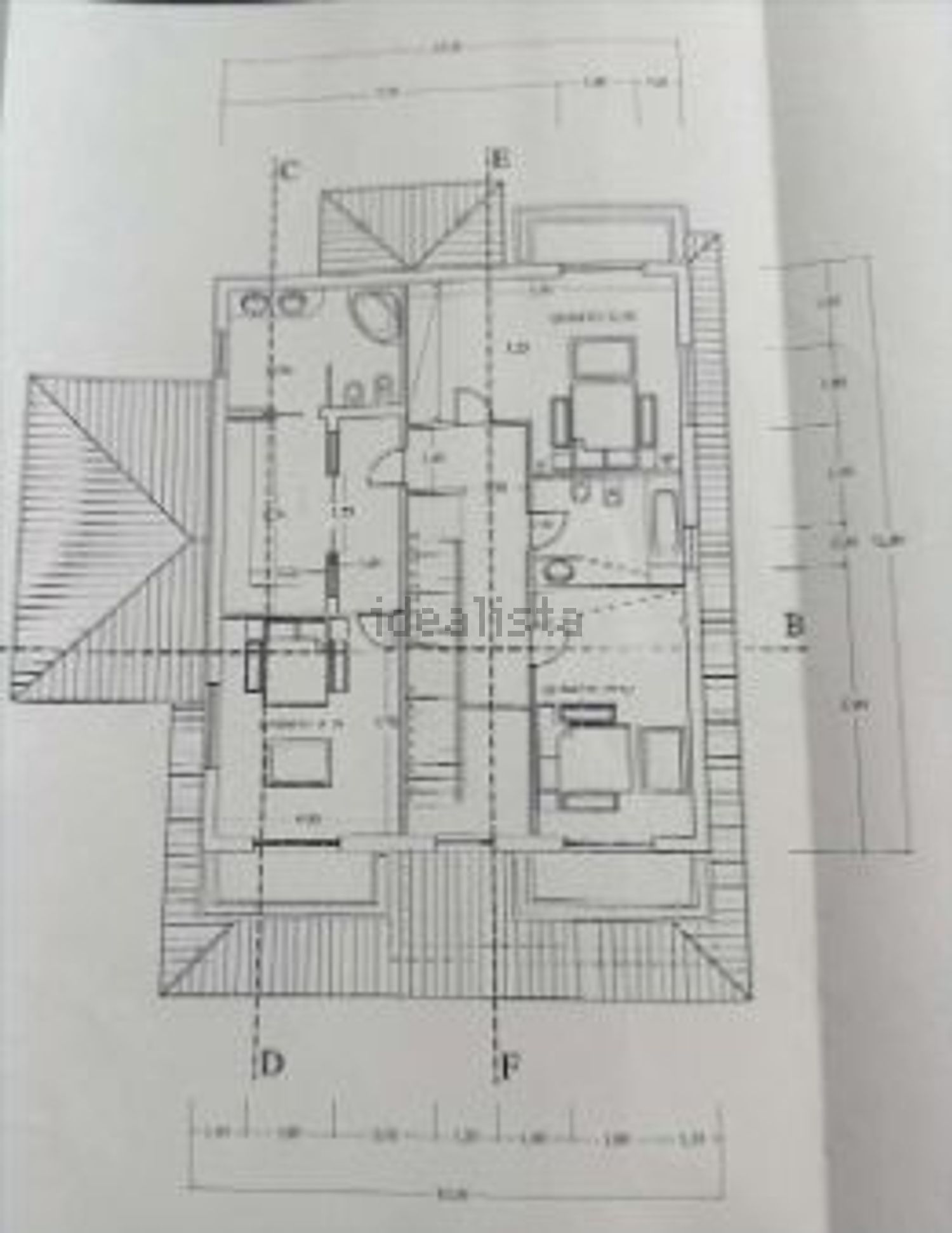 小楼房或独栋别墅出售在Rua Central de Goda - 平面图