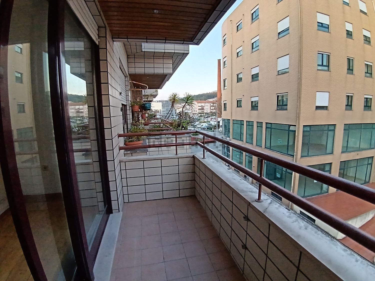 出租公寓 t2在Avenida de Santo António, 113 - 阳台