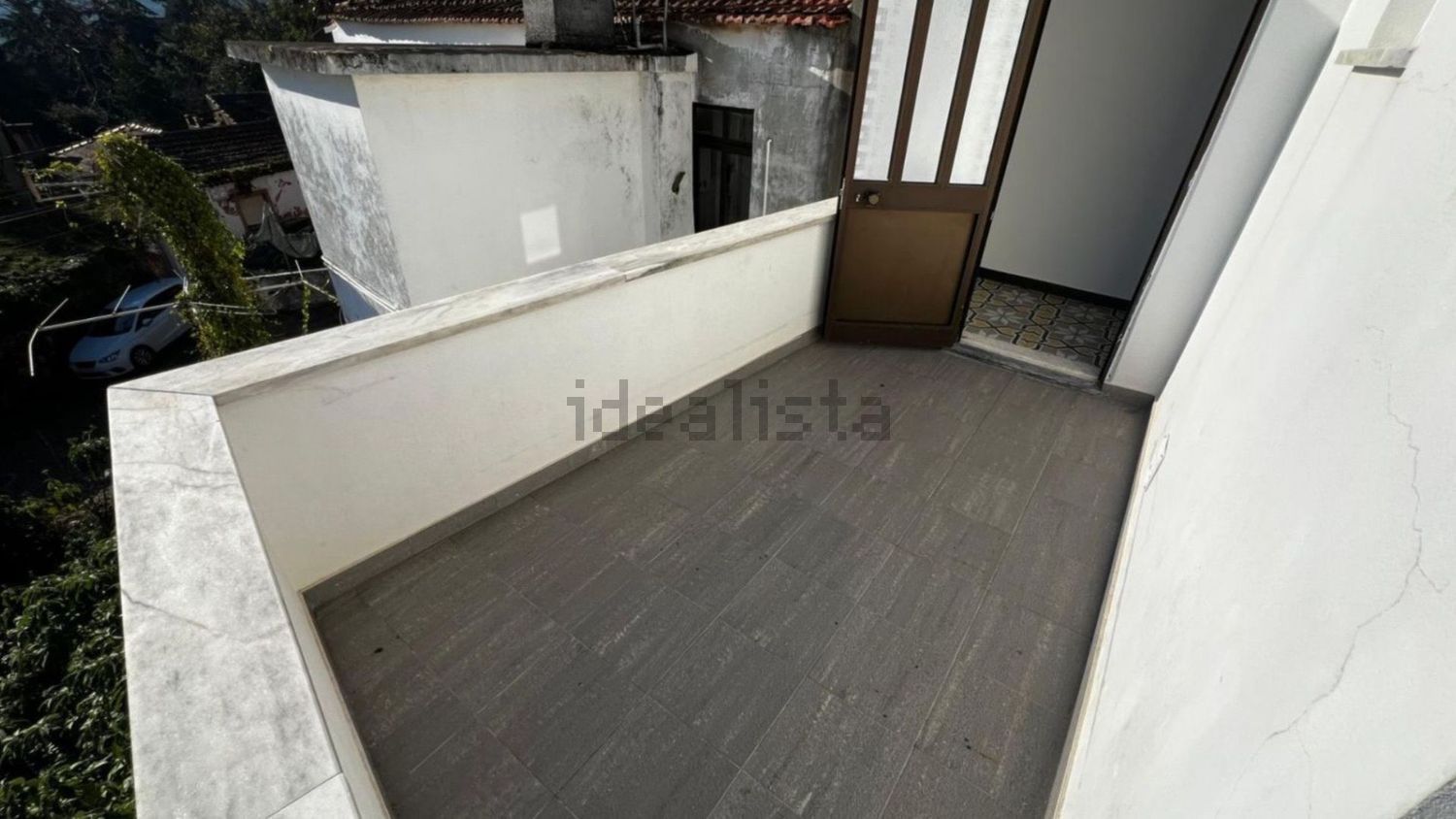 小楼房出售在Rua Manuel da Silva Gaio, 25 a - 阳台