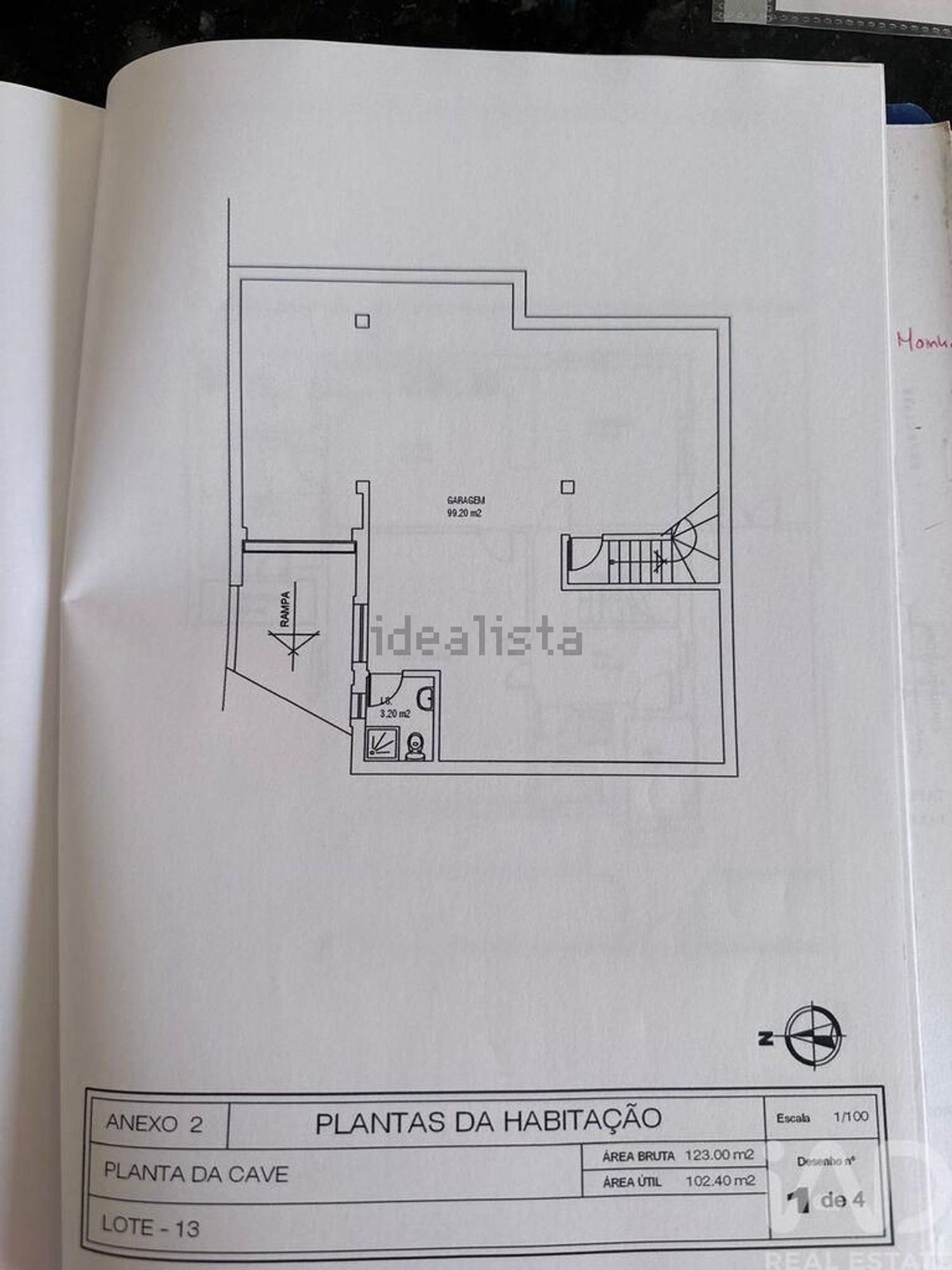 小楼房或独栋别墅出售在Praia da Consolação - 平面图
