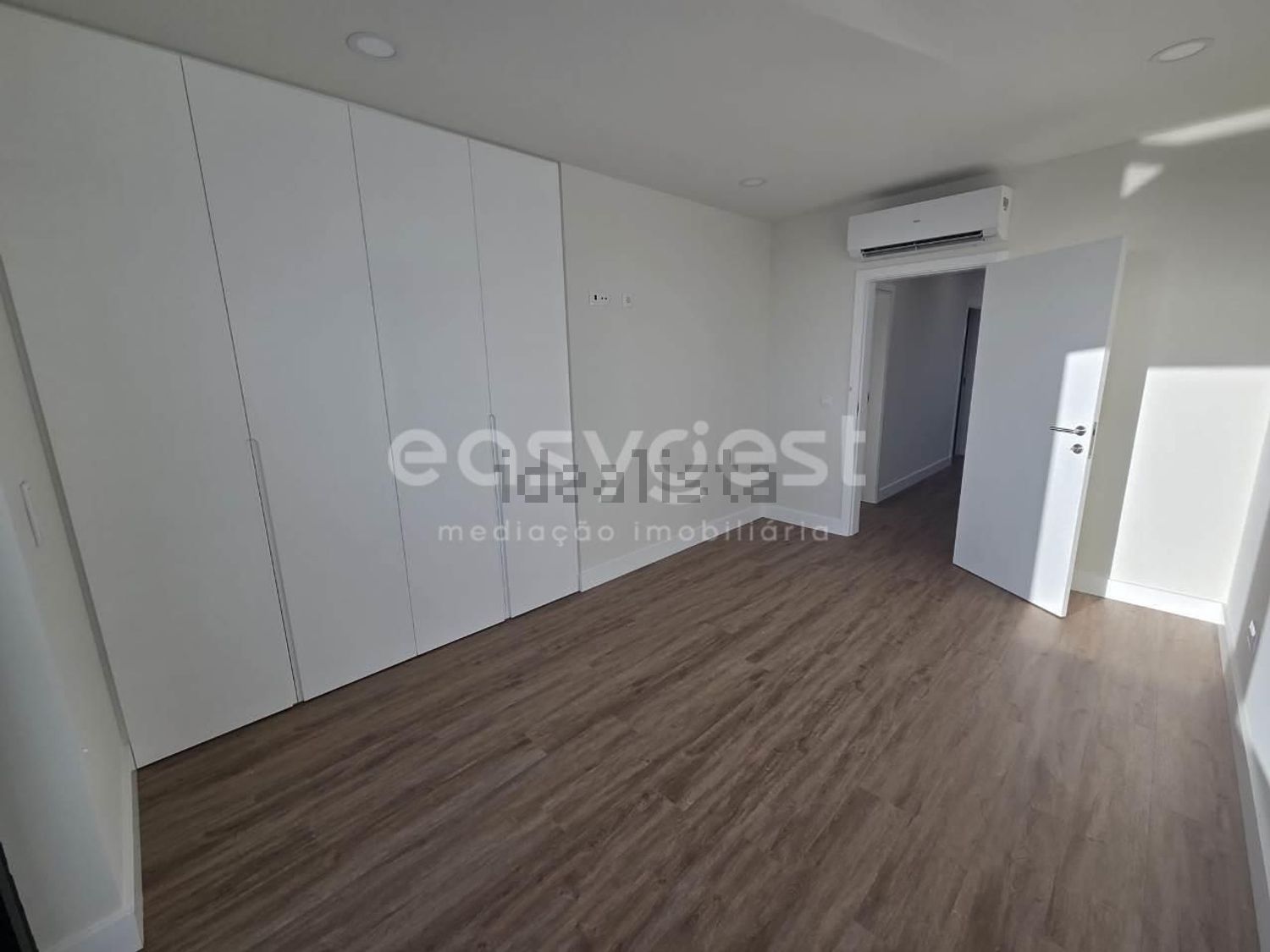 小楼房或独栋别墅出售在Aradas - 居住