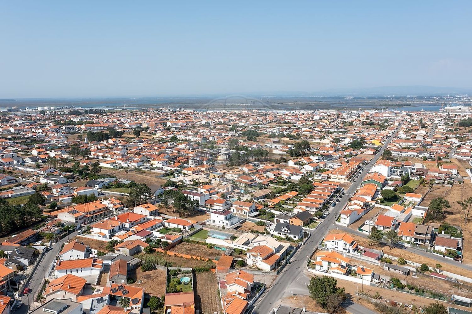 出租小楼房或独栋别墅在Rua de São Nicolau - 视线