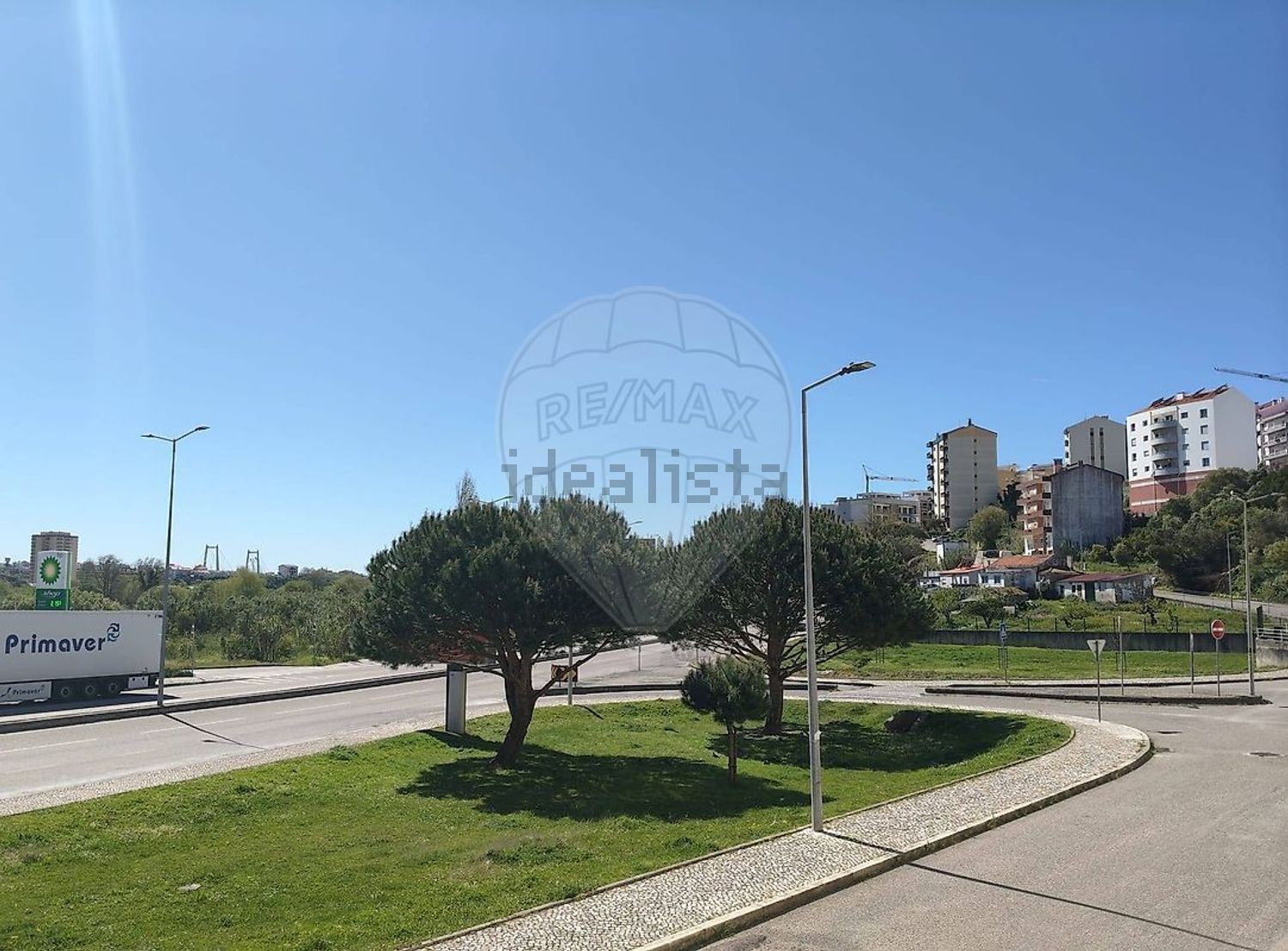 公寓 t4出售在Avenida 1º de Maio - 花园