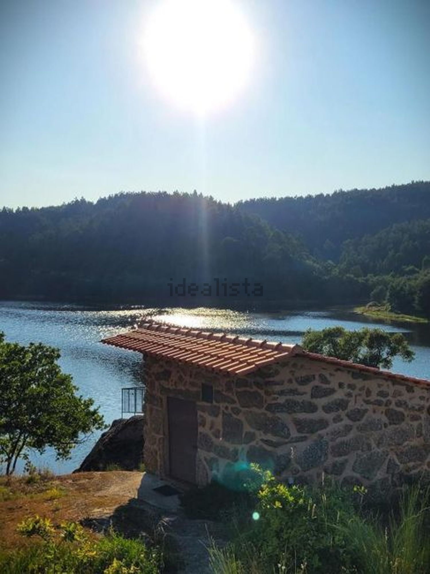 小楼房或独栋别墅出售Em635, 1 - 照片