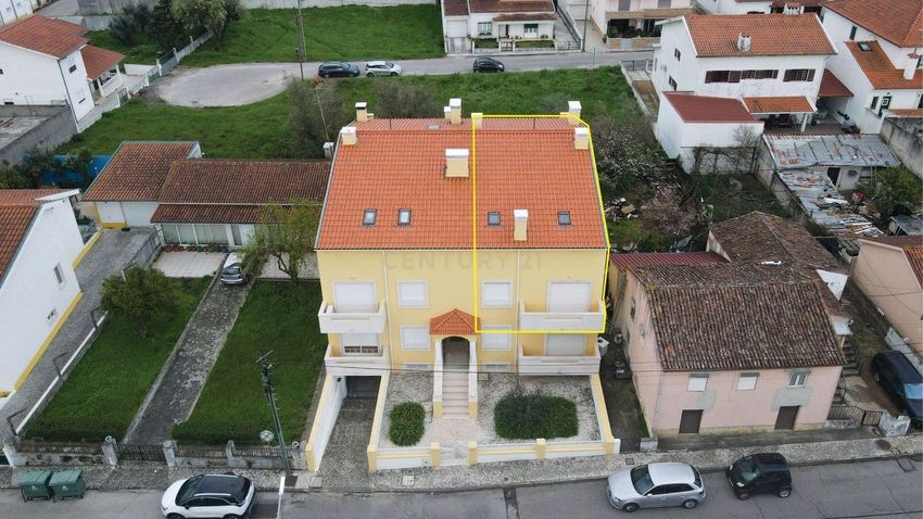 公寓 t3出售在Rua Vila de Prades, 12