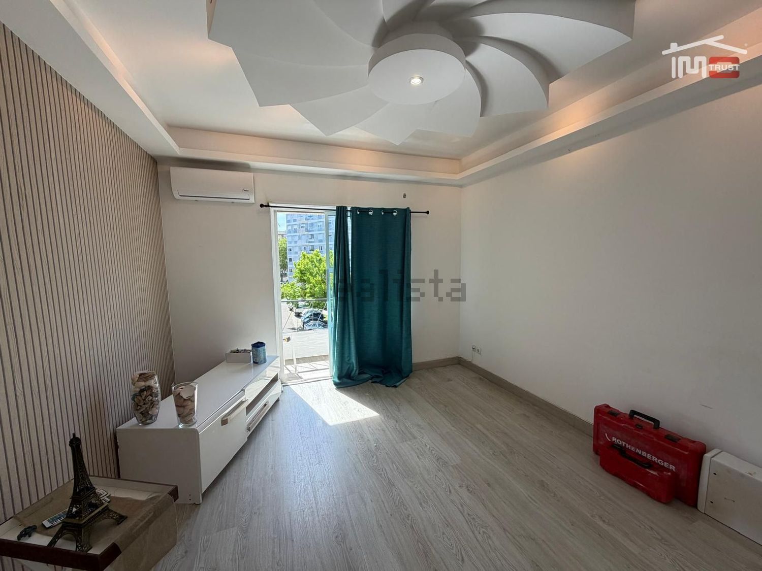 公寓 t4出售在Bairro da Conceição - Bairro Santo Nicolau - 客厅