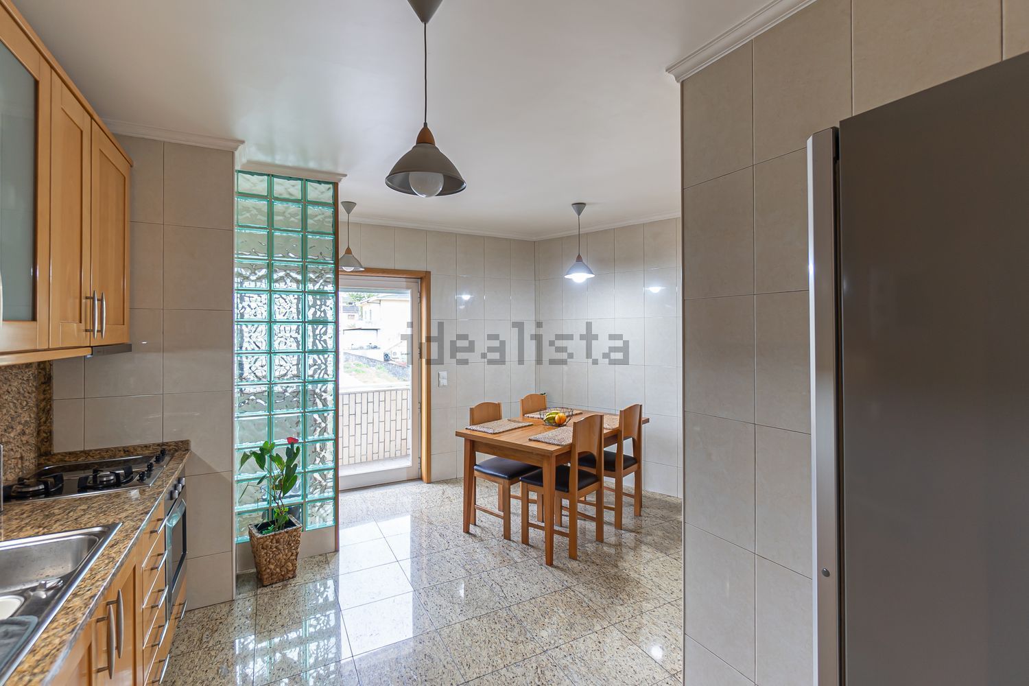 公寓 t2出售在Rua dos Castanheiros, 292 - 厨房