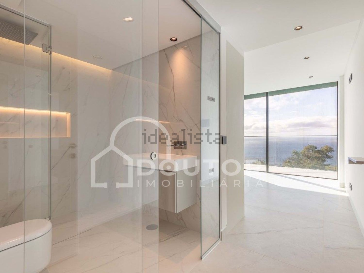 小楼房或独栋别墅出售在Santa Maria Maior - 卧室