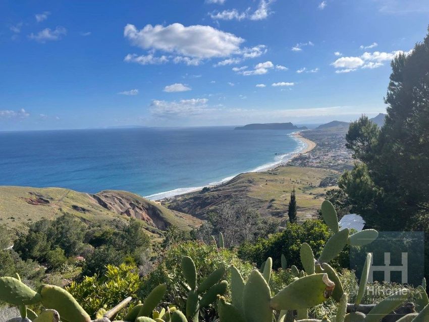 小楼房或独栋别墅出售在Porto Santo