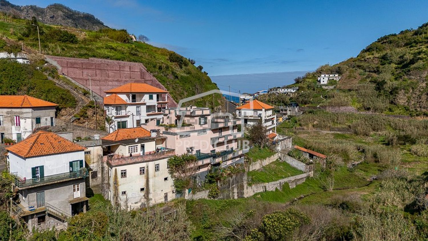 小楼房或别墅出售在Machico - 照片