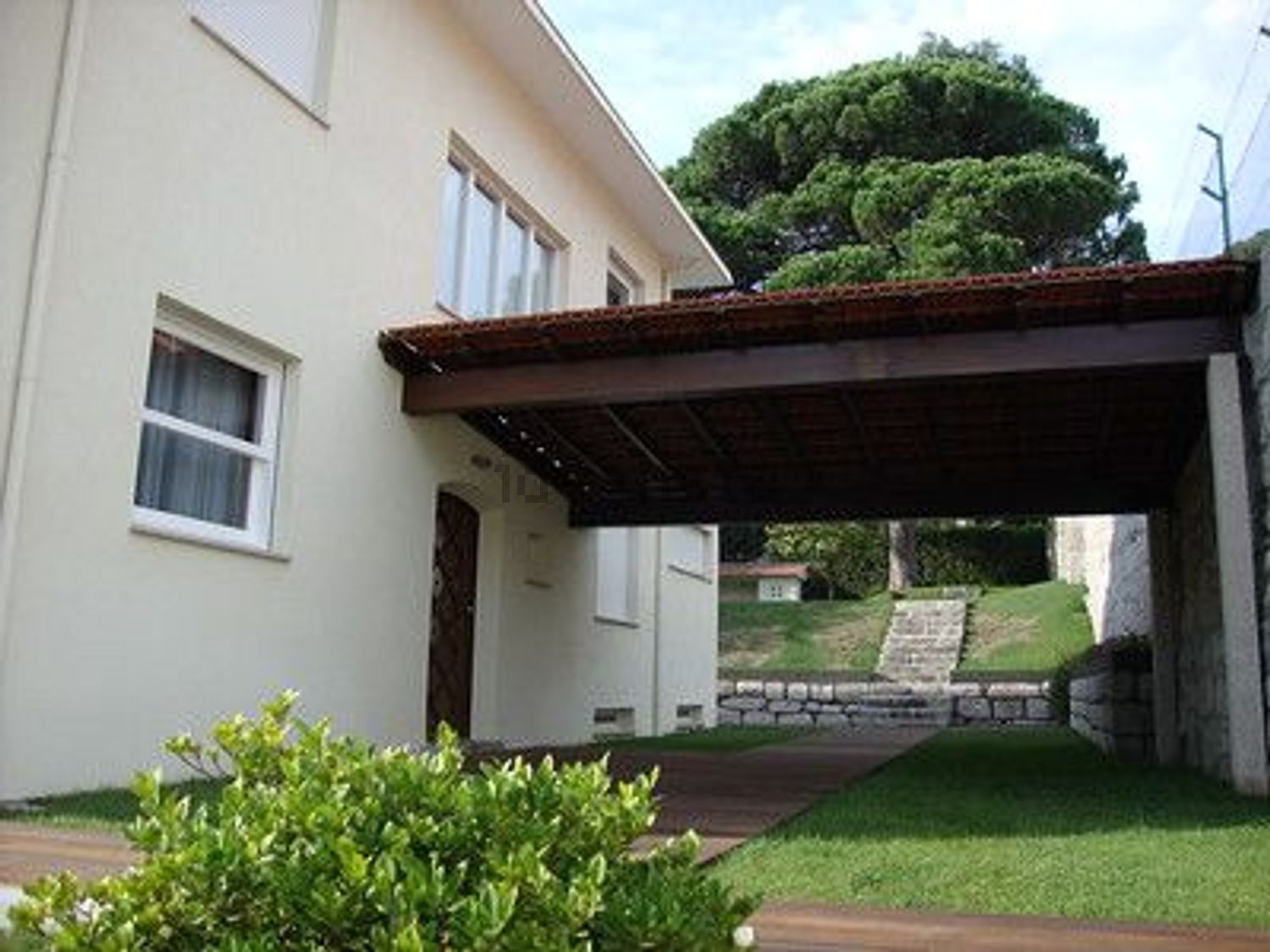 双拼别墅出售在Avenida da Boavista, 3732 - 外立面