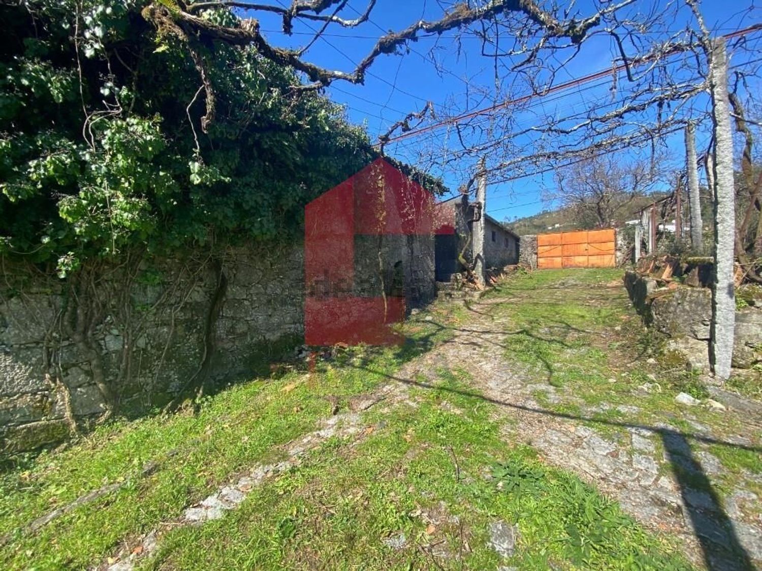 小楼房或别墅出售在Ribeira do Neiva - 花园