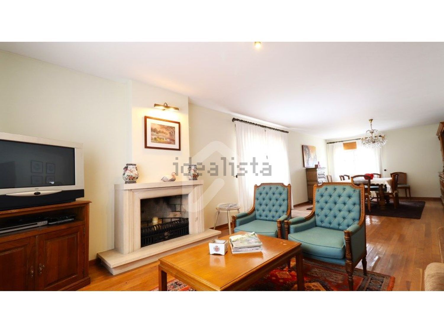 小楼房或独栋别墅出售在Centro - 客厅