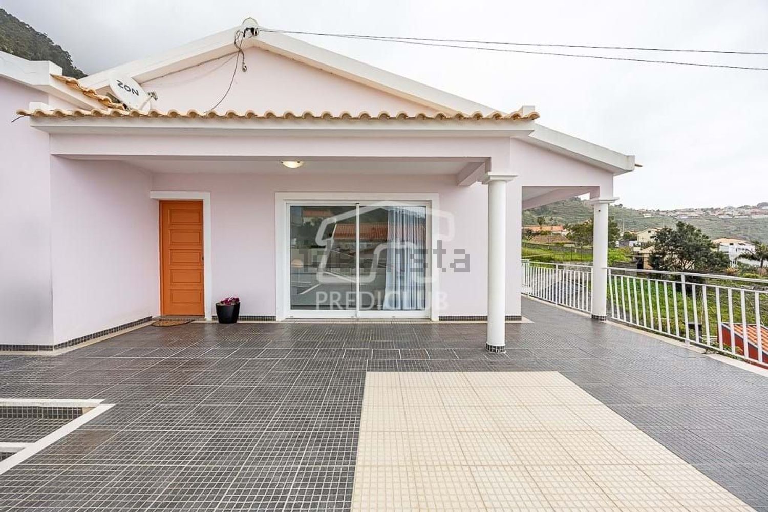 小楼房或别墅出售在Arco da Calheta - 阳台