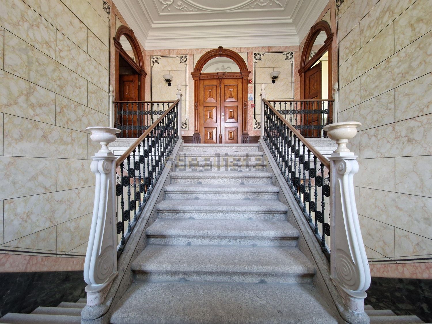 农庄出售在Rua Casquilhas, 2 a - 详情