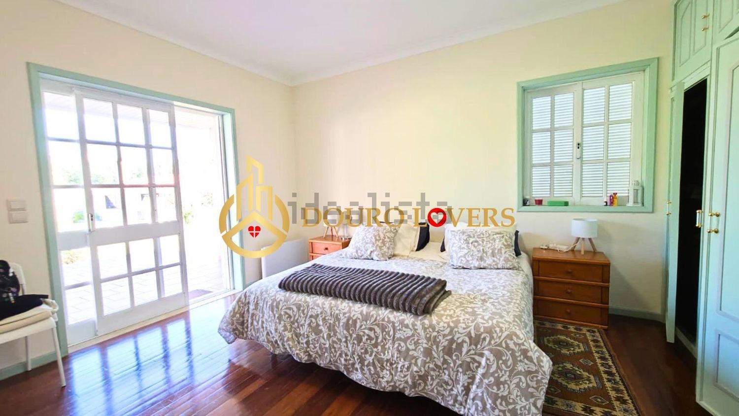 小楼房或独栋别墅出售在Travessa José Camarinha Barrote - 卧室