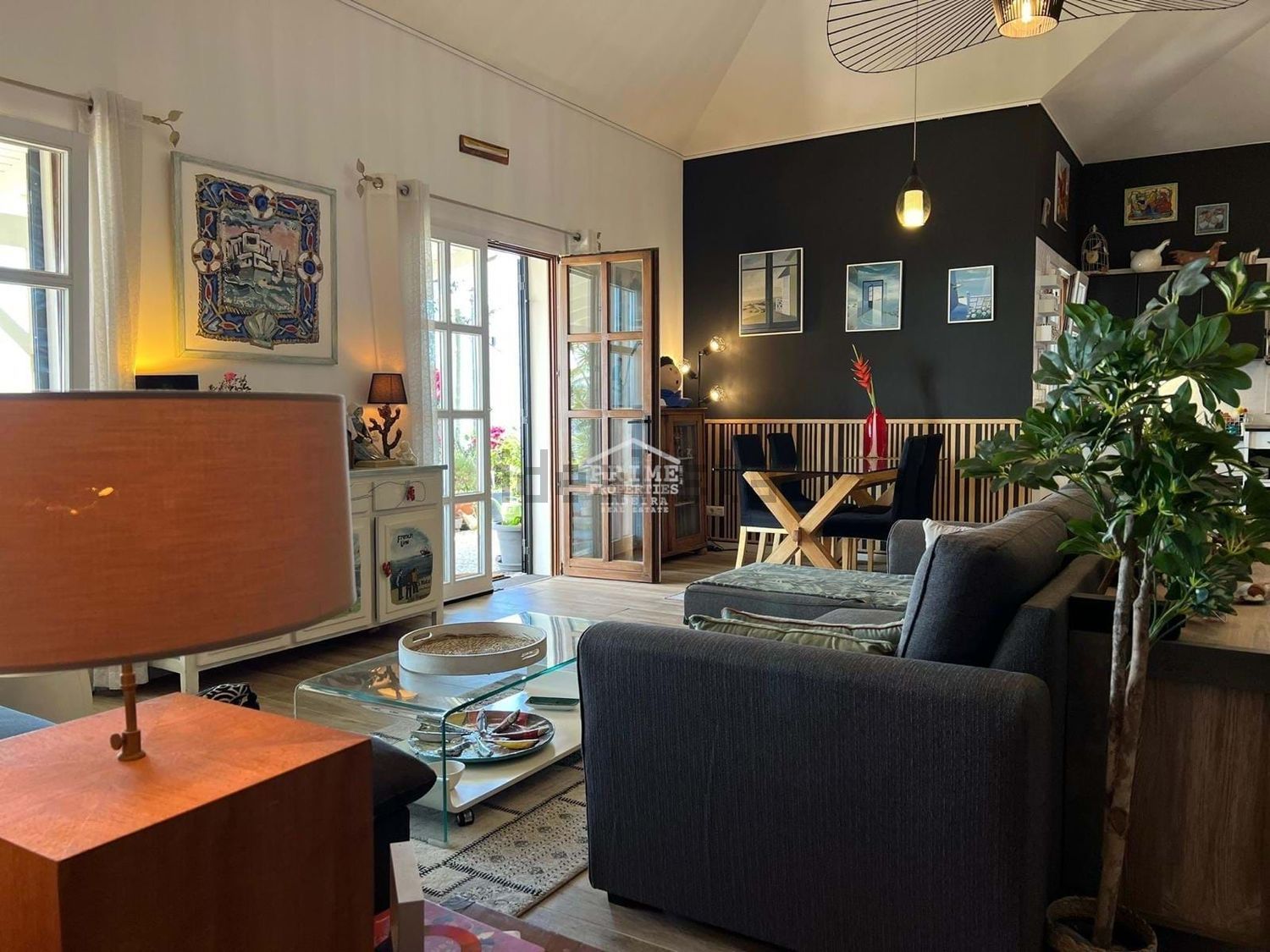 小楼房或独栋别墅出售在Beco dos Ausentes - 客厅