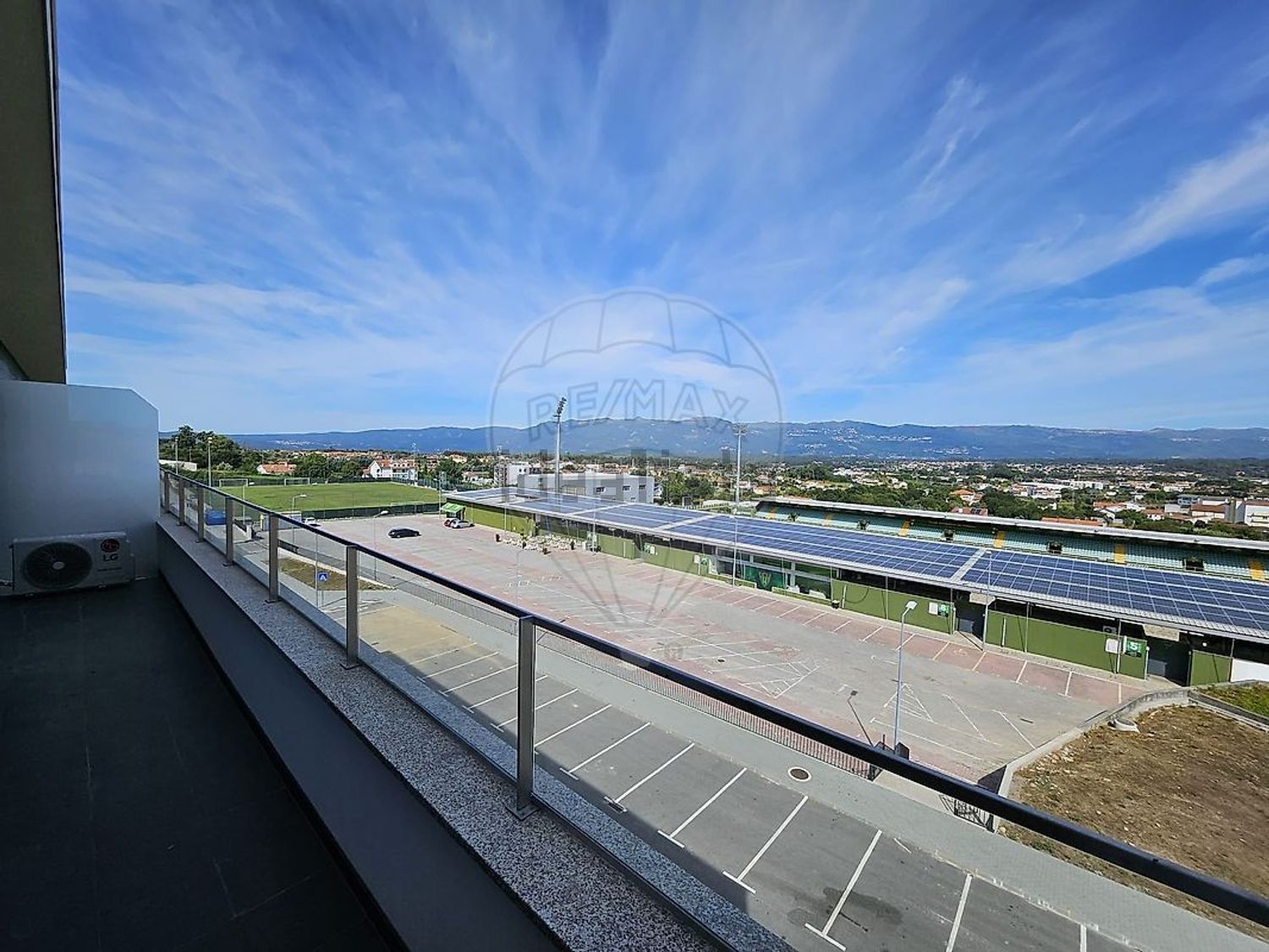 公寓 t3出售在Rua Estádio João Cardoso - 阳台