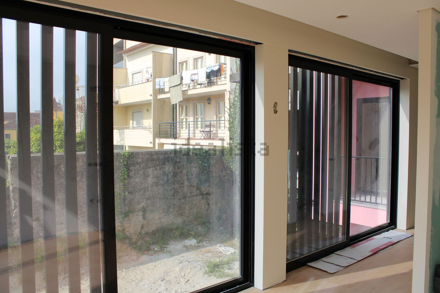 公寓 t3出售在São Vicente - 阳台