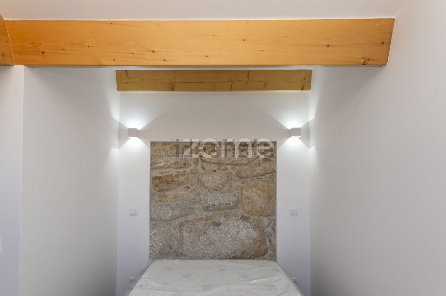 出租双拼别墅在Rua de São Dinis, 475 - 详情