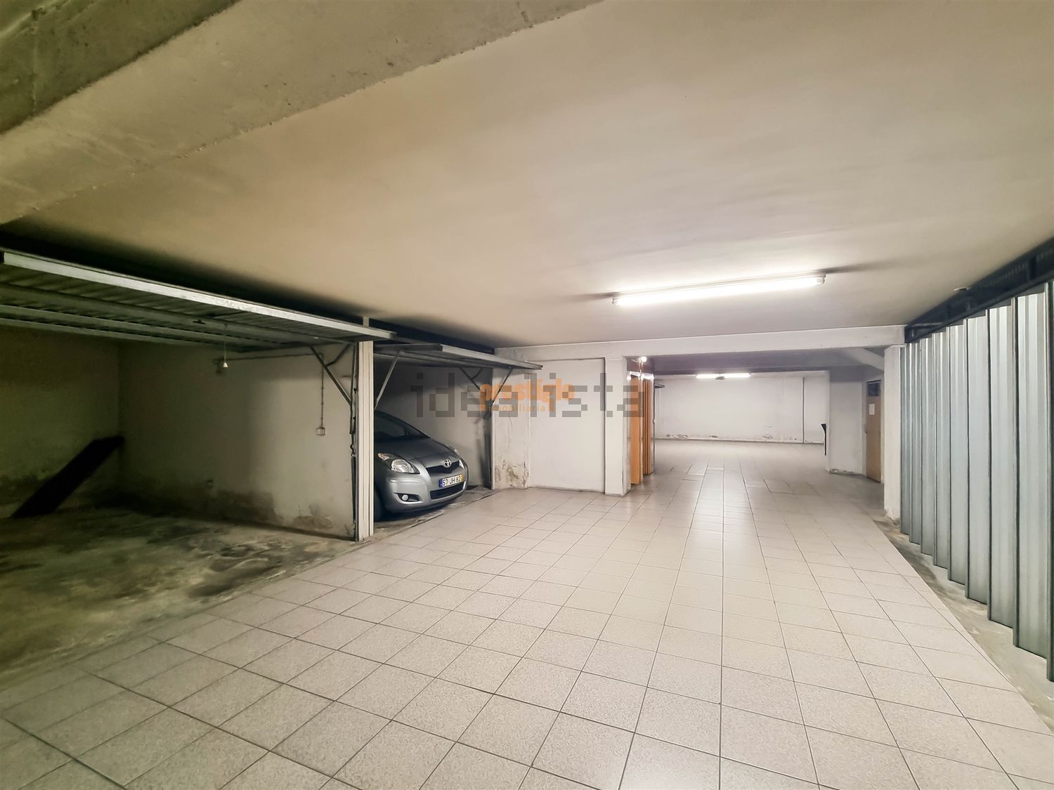 出租公寓 t2在Rua Custódio Vilas Boas, 26 - 停车位