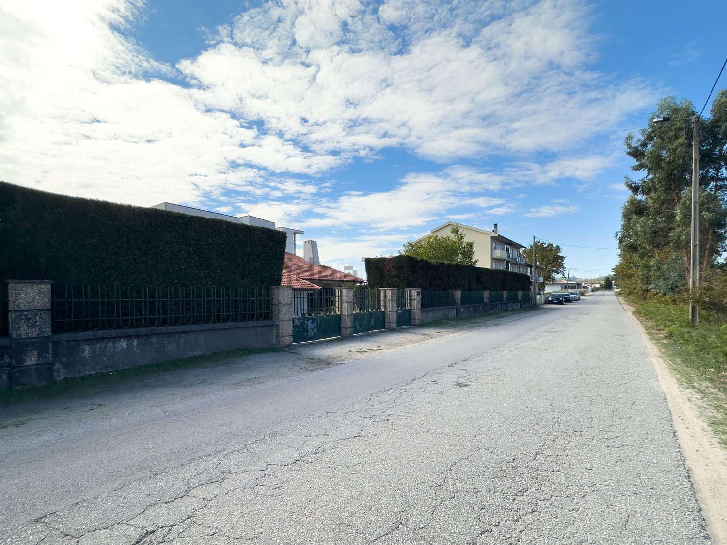 小楼房或独栋别墅出售在Rua de Calvelos, 365 - 外立面