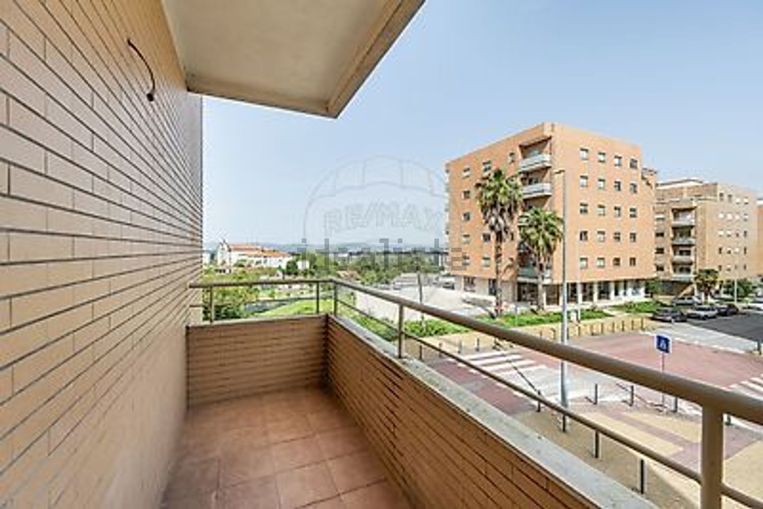 公寓 t2出售在Rua José da Cunha, 49 - 阳台