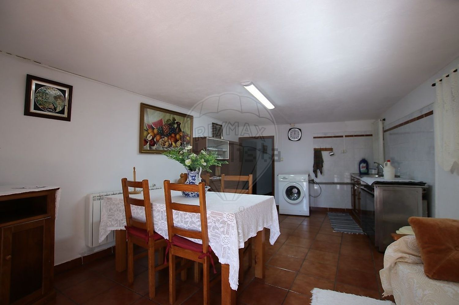小楼房或独栋别墅出售在Avenida de São Miguel - 客厅