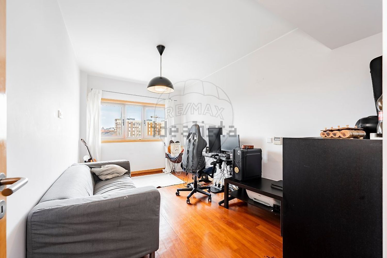 公寓 t4出售在Rua Adelina Caravana, 7 - 卧室