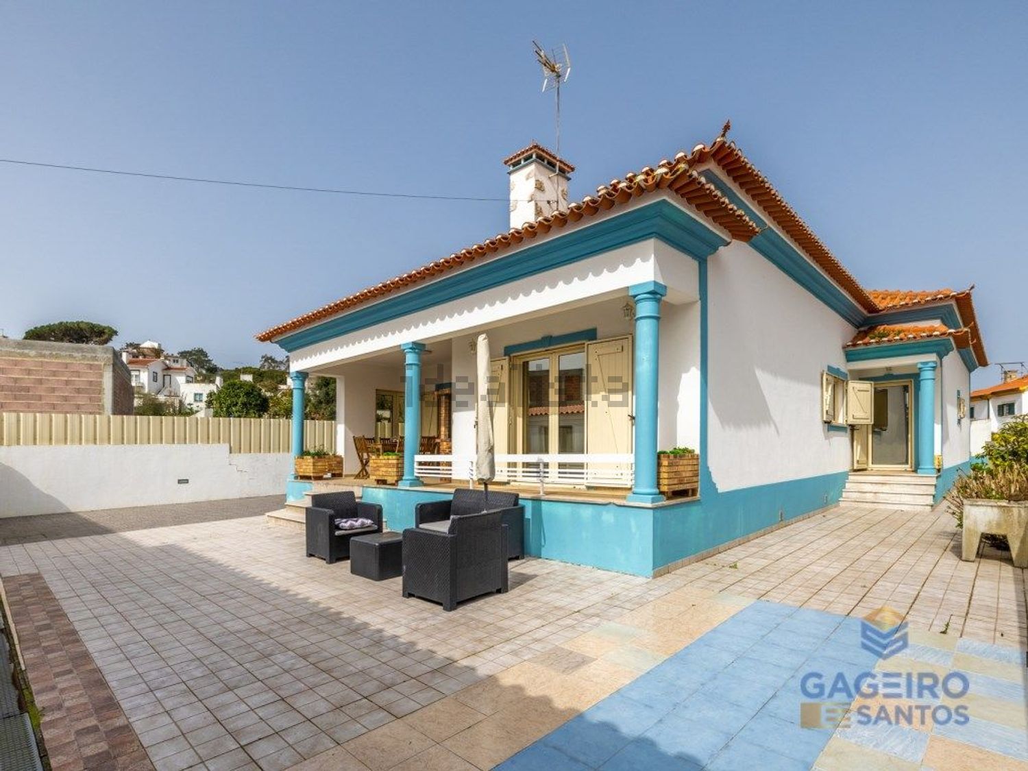 小楼房或独栋别墅出售在Tornada e Salir do Porto - 外立面