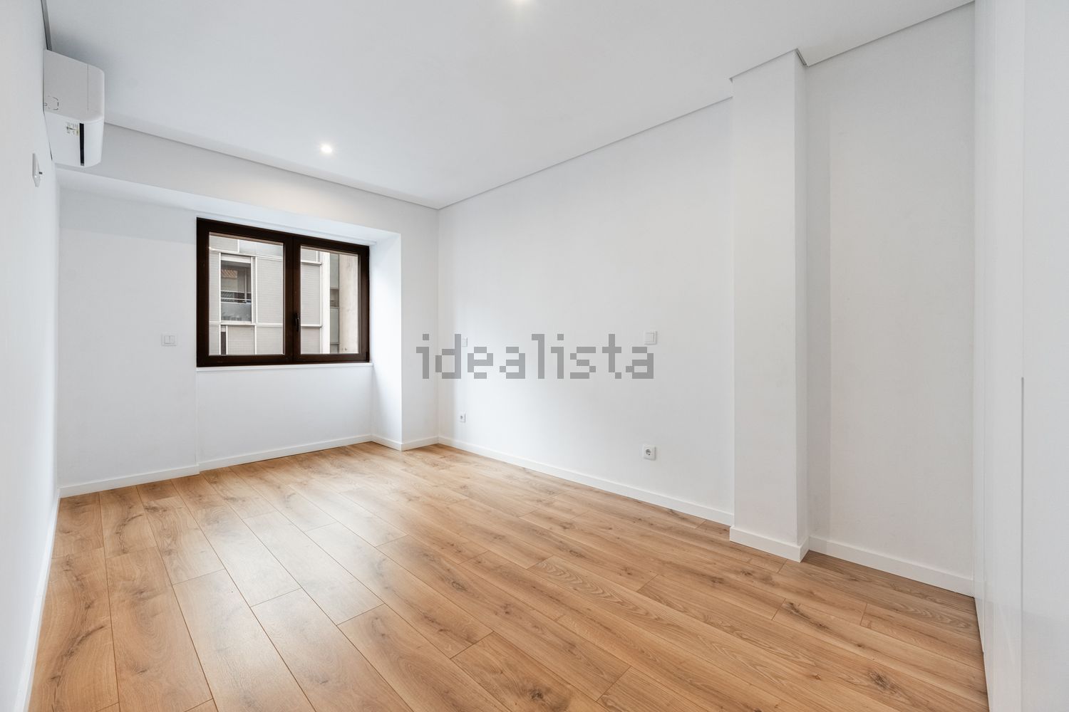 公寓 t3出售在Rua Andrade Corvo, 89 - 居住