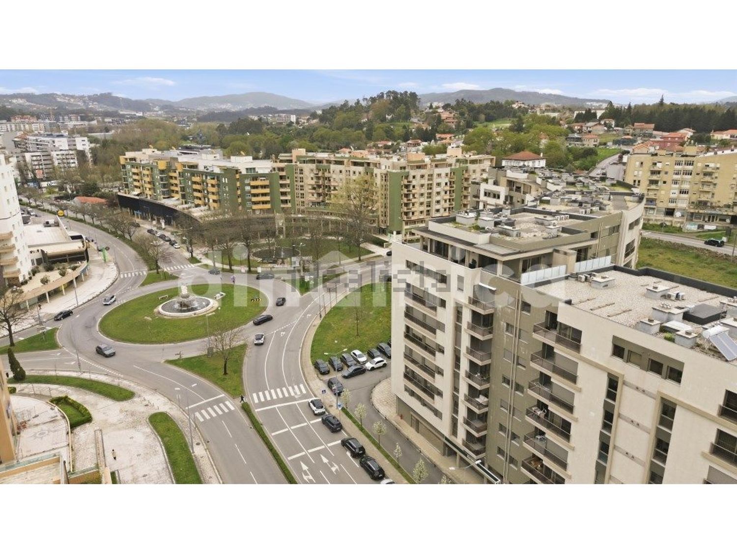 顶层公寓出售在Avenida dos Descobrimentos - 照片