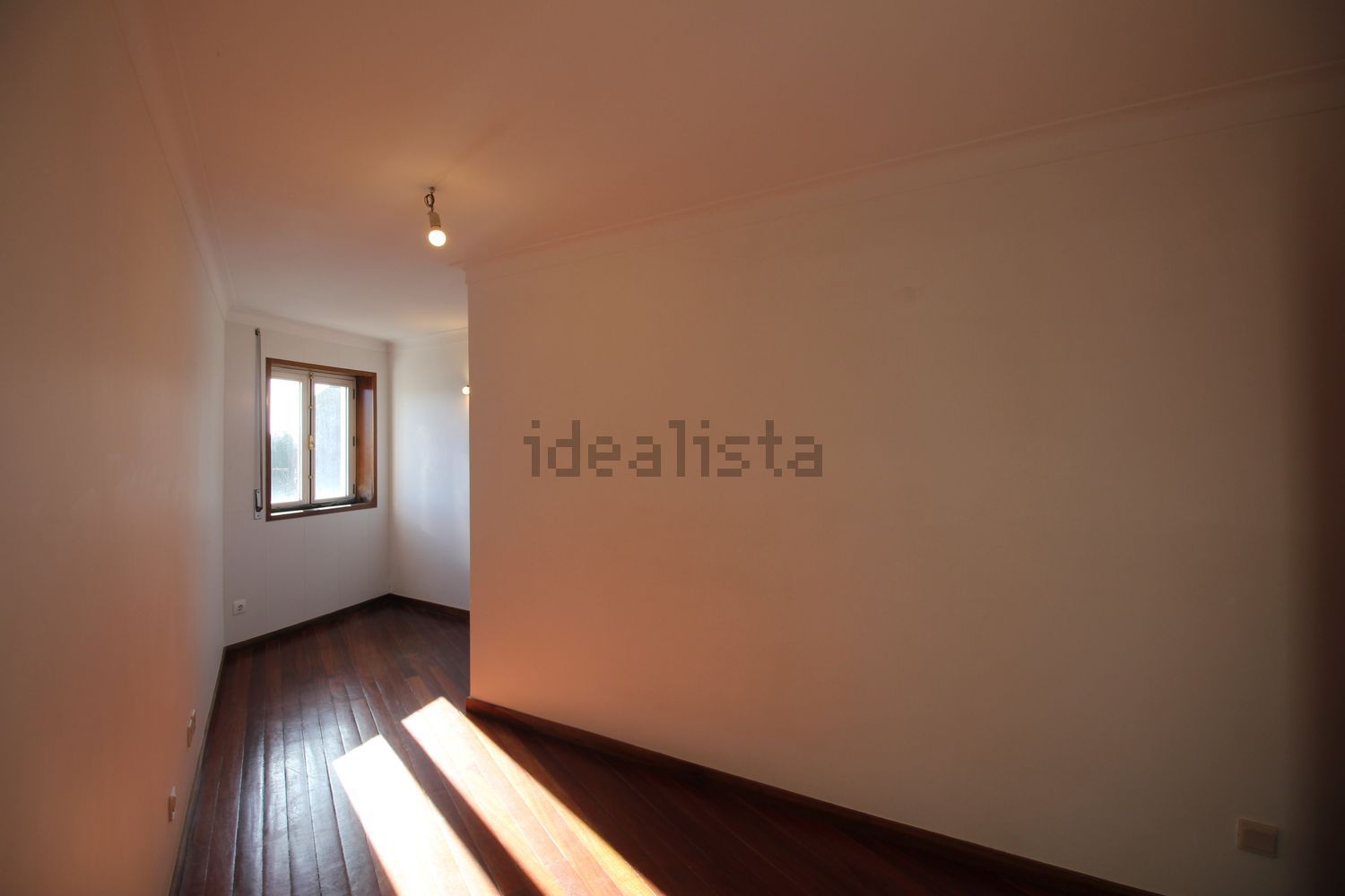 出租复式公寓在Rua de Santo André - 卧室